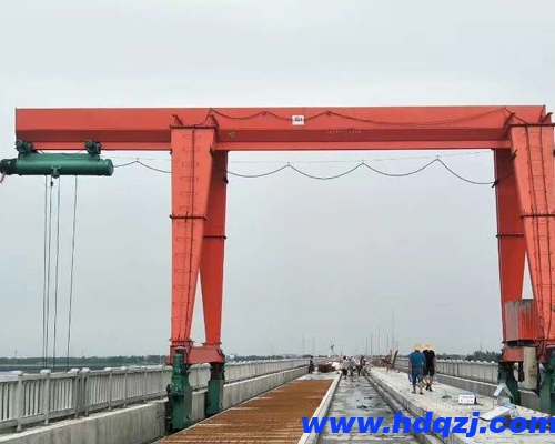 輪胎式起重機在建筑工地中的應用價值是什么？
